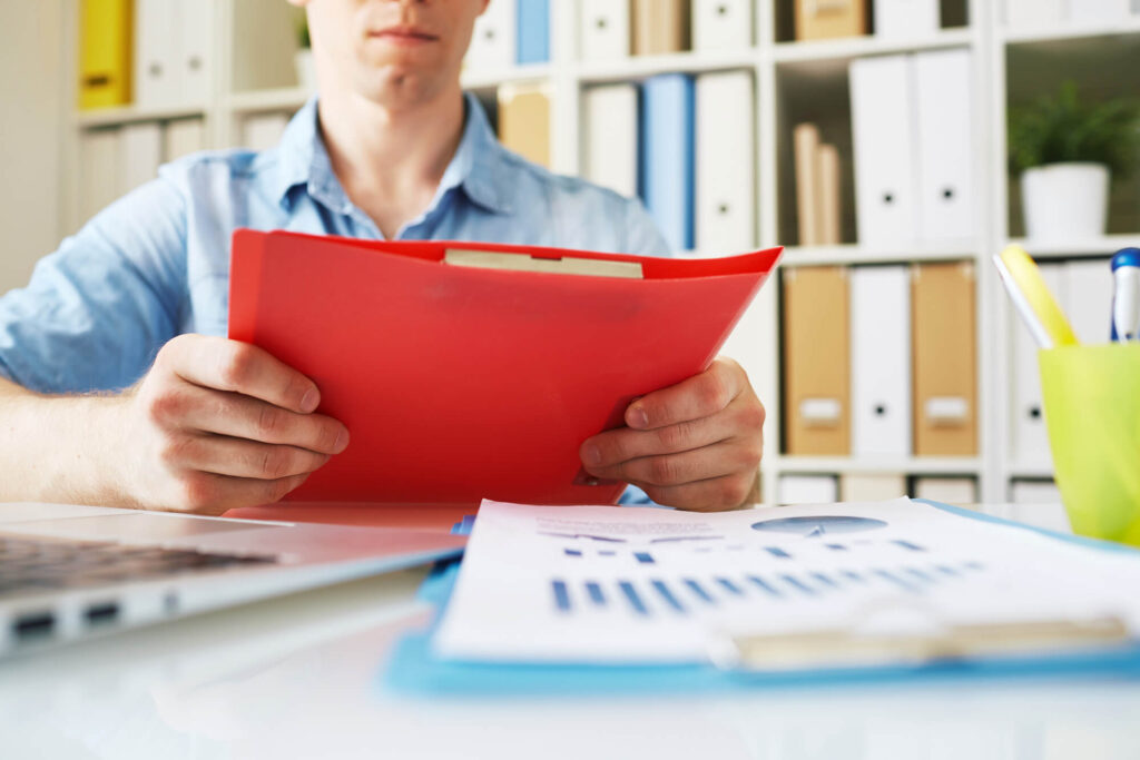 Aprenda como reduzir a inadimplência de clientes!